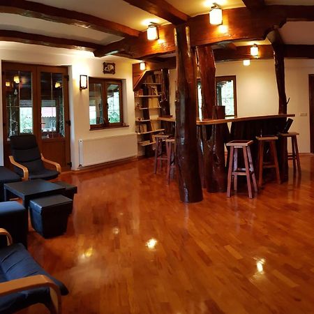 Casa Bunicului Villa Vistisoara ภายนอก รูปภาพ